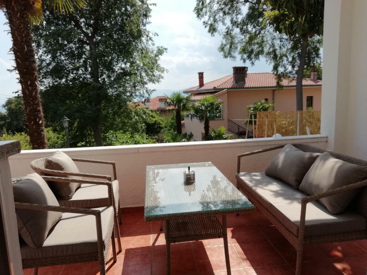 Apartmani Palmas Fiume Kültér fotó